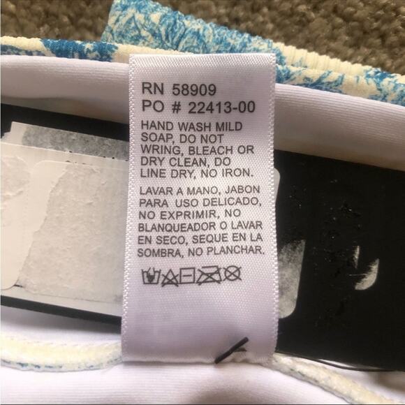 Gianni Bini NWT Ivory And Blue Historical Print High Waist Bikini Bottoms XL - Picture 10 of 12